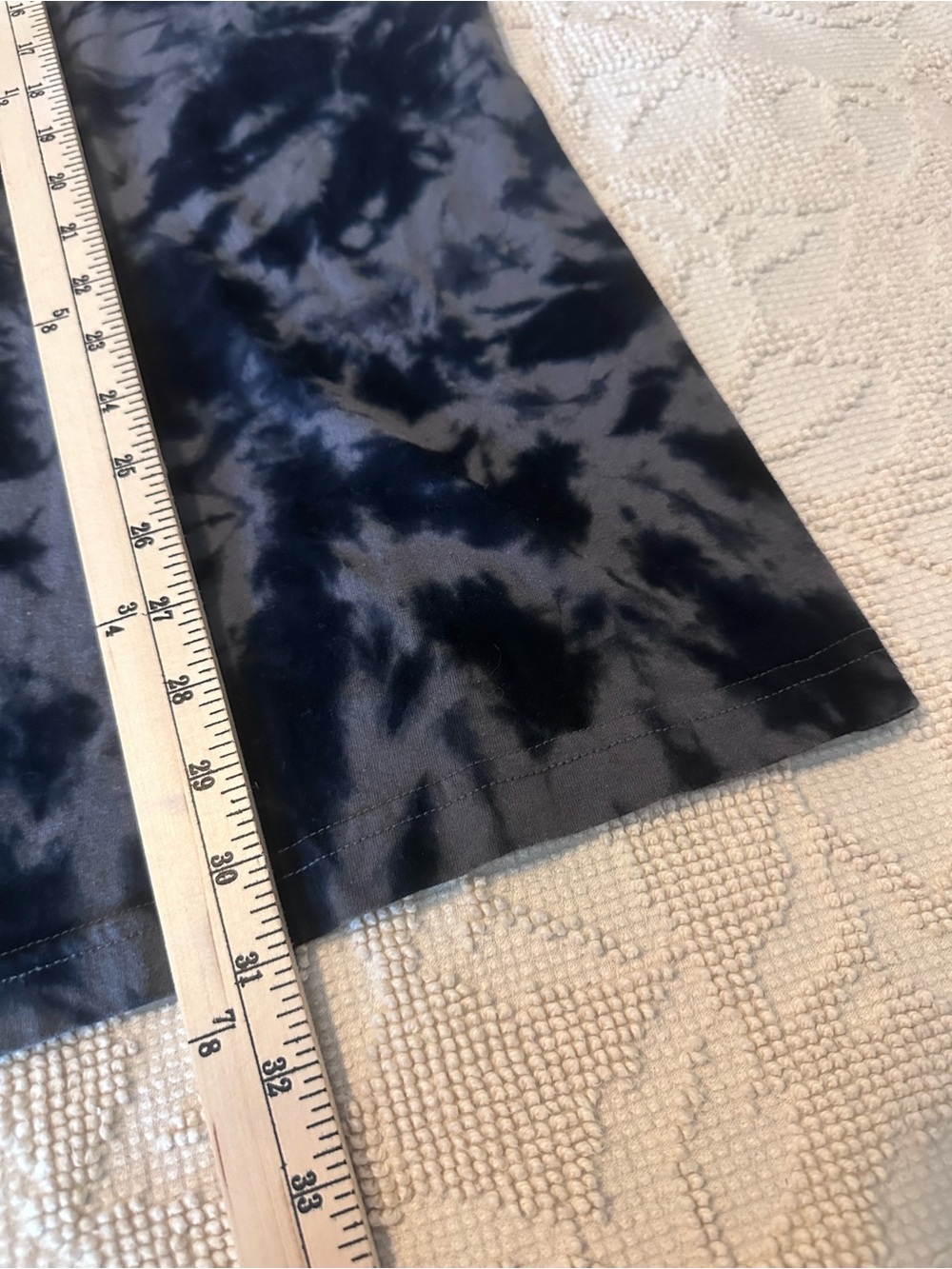 Disney Parks Howl-O-ween Pluto Skeleton Glow-in-the-dark Tie Dye T Unisex XXL - Picture 7 of 9